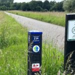 Fahrrad-Knooppunten nutzen: Einfache Radtourenplanung Knotenpunkt-Wegweiser 37 am Radweg bei Angerlo im Achterhoek