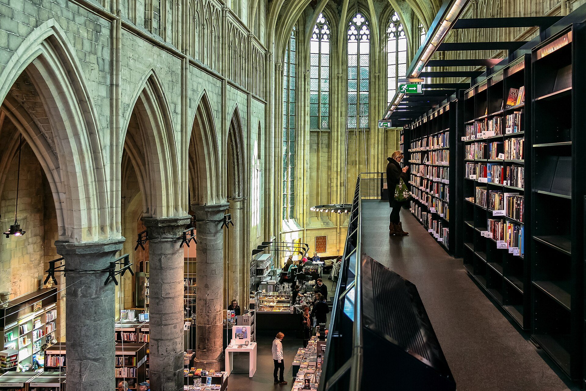 Buchhandlung Dominicanen in der früheren Dominikanerkirche in Maastricht