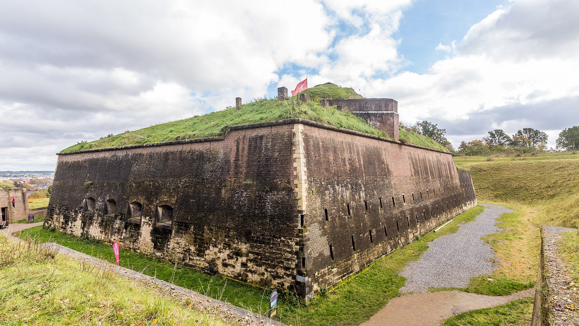 Festungsmauern des Fort Sint Pieter auf dem Sint-Pietersberg bei Maastricht